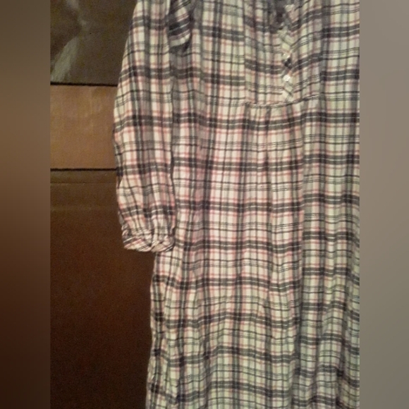 Croft &Barrow XL Plaid Adorable Long Sleeve Nightgown - Picture 3 of 10